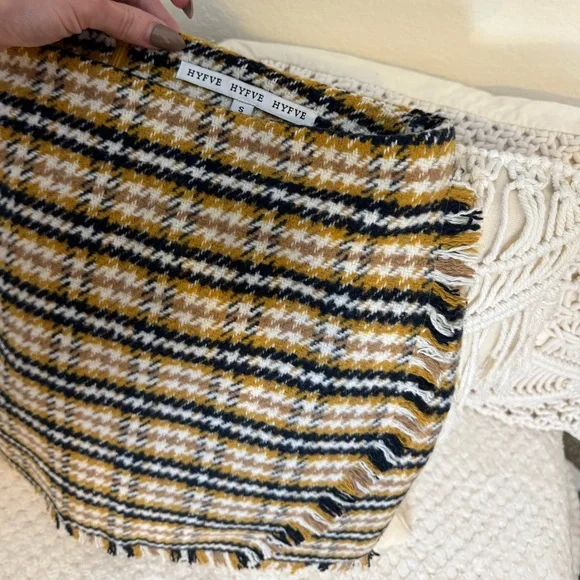 FASHION NOVA (NWOT) Wool Plaid Skirt. Yellow Navy White - Picture 4 of 6